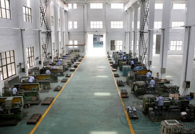 北弘泵業(yè)加工車(chē)間